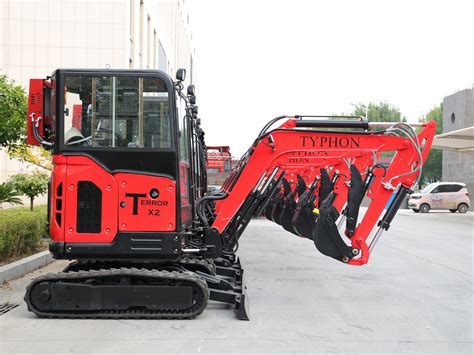 TYPHON TERROR X2 Mini Excavator – 2.7 Ton Trench Digger 